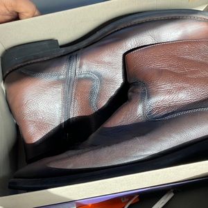 Wore once purchased originally a week ago.